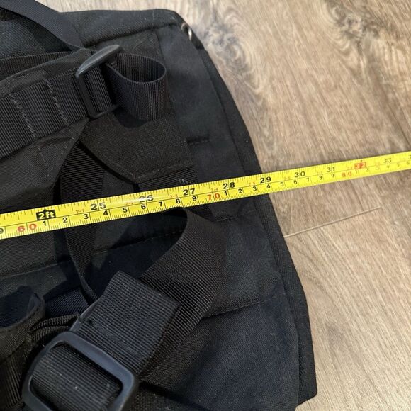 Lowe Alpine Spire 40 Backpack Black Adult Hiking Camping #1 - Picture 4 of 5